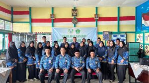 Read more about the article MTsN 1 Sanggau Laksanakan PKKM, Kepala Kantor Mad Rais Apresiasi Komitmen Madrasah dalam Peningkatan Mutu