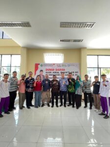 Read more about the article Kamad dan Guru MTsN 1 Sanggau Ambil Bagian dalam Donor Darah HAB Ke-80 Kemenag RI